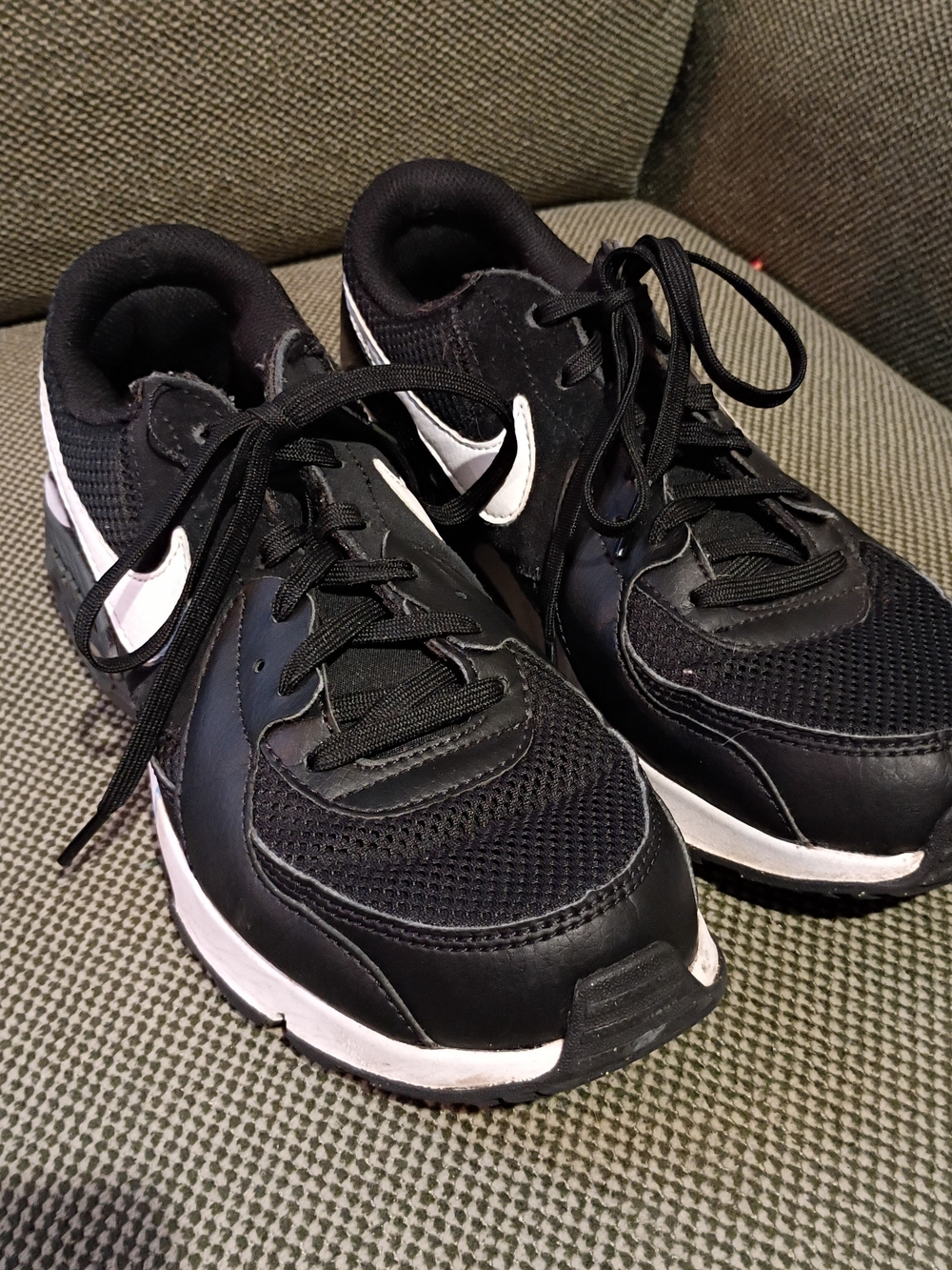 Nike Air Max Women's Shoes, Size 9, Black And White